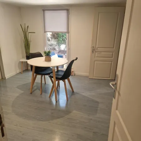 Petit Dejeuner Compris * Fréjus